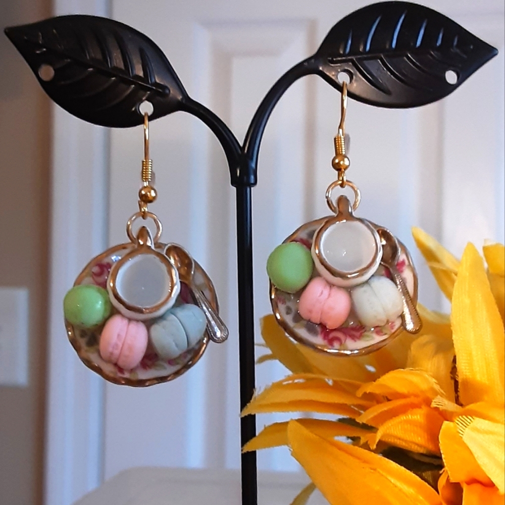 Handmad Tea Set  Ceramic Handmade  Earrings, Alice In Wonderland